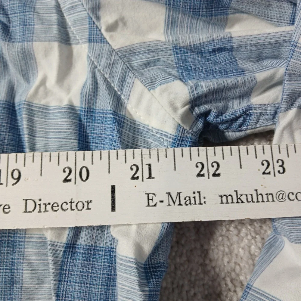 Banana Republic Camden Fit custom 078 wash Blue and White Plaid Size Large